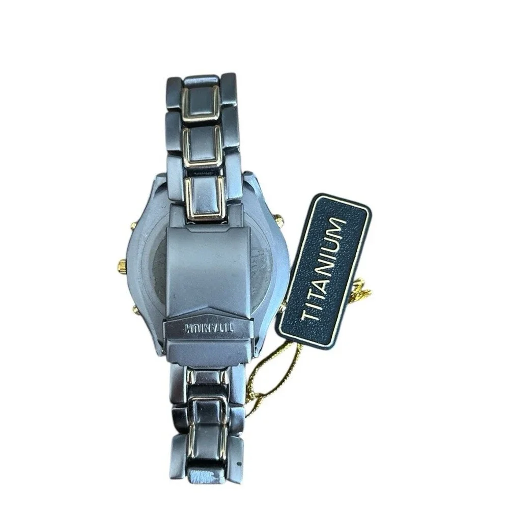 Men's Universal Titanium Watch Wristwatch Chronograph  Needs New Battery